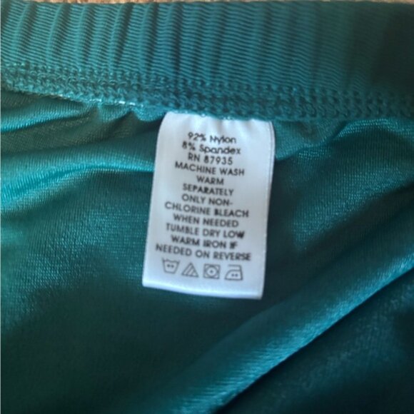 Bundle of 2 Susan Graver Modern Essentials Liquid Knit Blue Green Sofia Pants - Picture 9 of 12